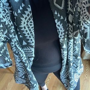 Grey Tribal Pattern Kimono Cardigan